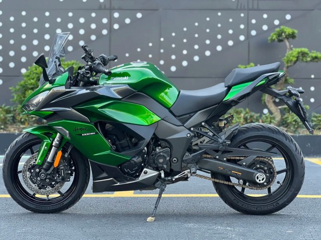 2020-2025 Kawasaki Z1000SX Motorcycle Fairings - Green Ninja Canada