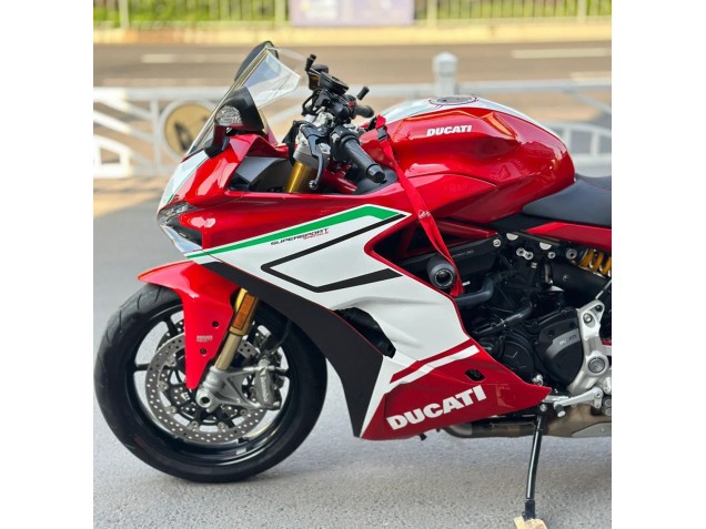 2017-2022 Ducati Supersport 939/939S Motorcycle Fairings - White Red Black Green Canada