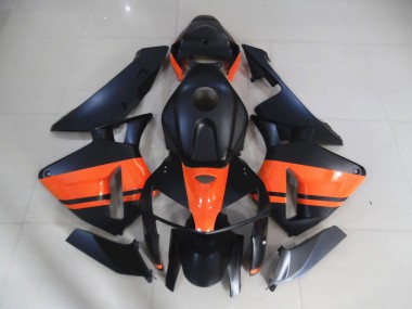 05-06 Matte Black & Gloss Orange CBR600RR Fairings