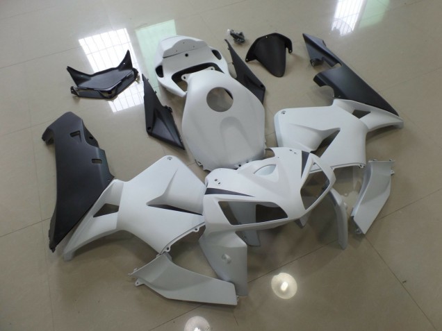05-06 Matte White and Black CBR600RR Fairings