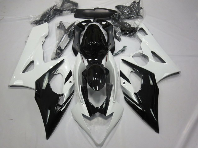 05-06 White Black and Silver GSXR 1000 Fairings