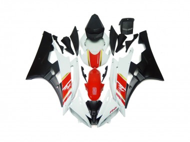 06-07 Custom Matte Black and Red with White R6 Fairings