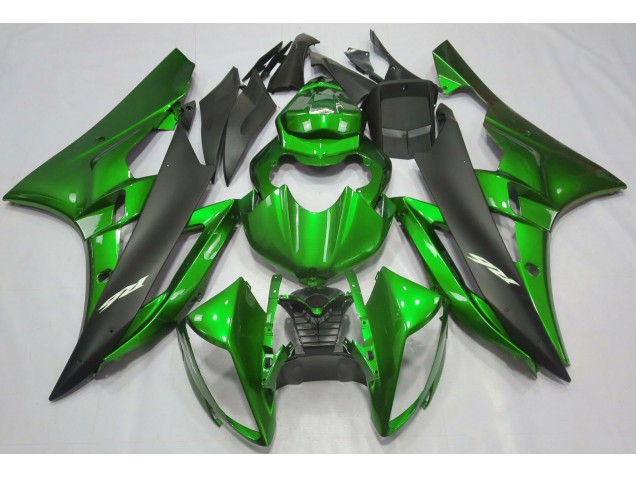 06-07 Metallic Green & Black R6 Fairings