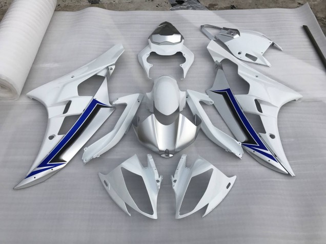 06-07 Silver and Blue R6 Fairings