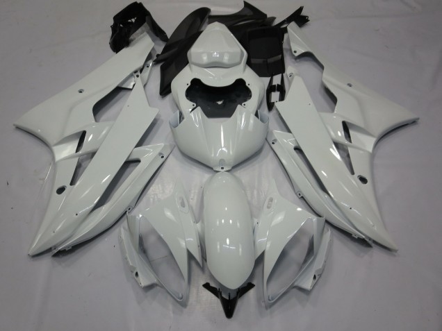 06-07 White Gloss R6 Fairings