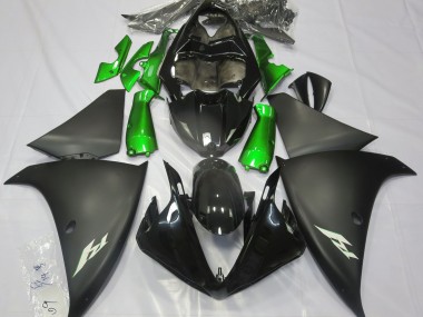 09-11 Matte Black & Green R1 Fairings