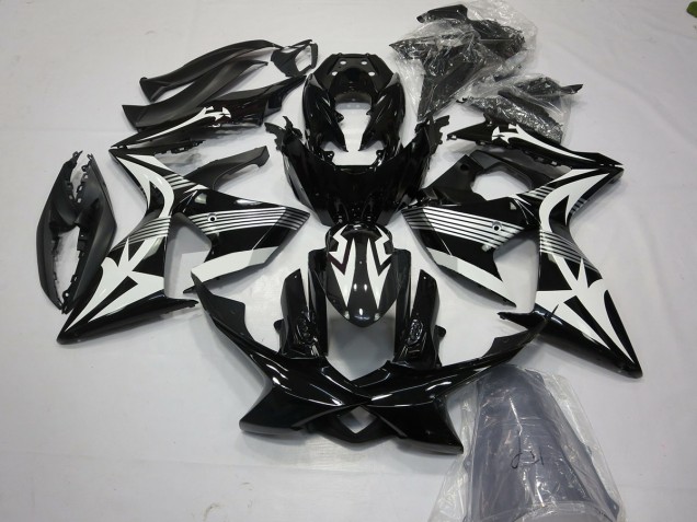 09-16 Black and White GSXR 1000 Fairings